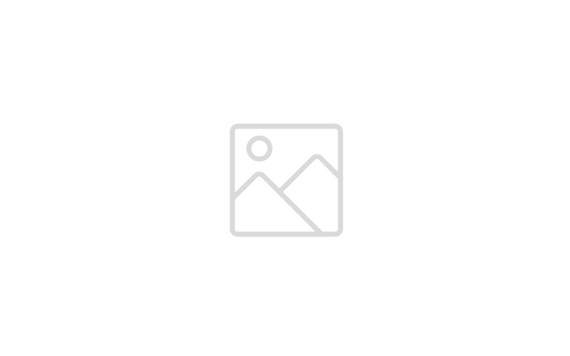 Byard, Amber- Headshot-square